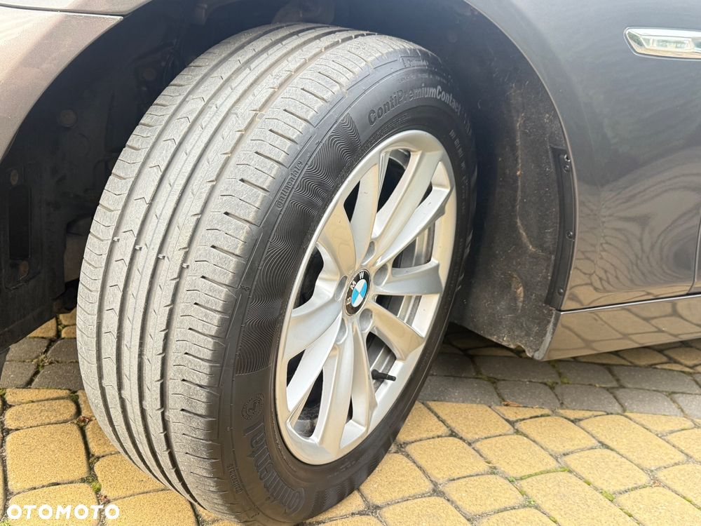BMW Seria 5 ver-520d - 33