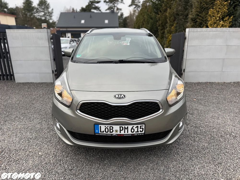 Kia Carens 1.6 GDI Dream-Team Edition - 2