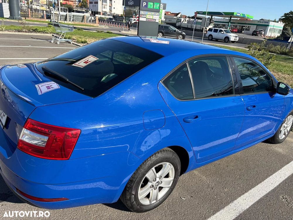 SKODA Octavia 2018 — imagine 4