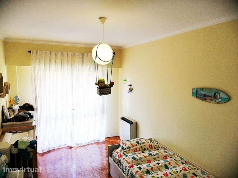 T2 Carcavelos Centro - Grande imagem: 5/12