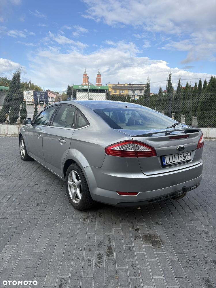 Ford Mondeo - 4