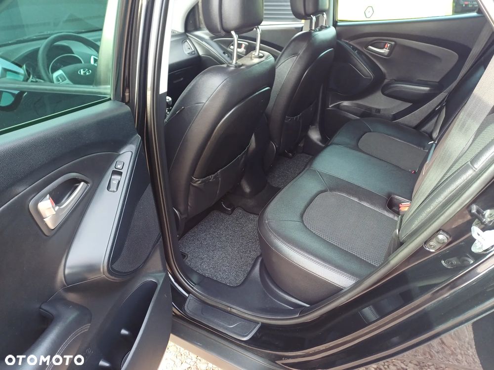 Hyundai ix35 1.7 CRDi Premium 2WD - 11