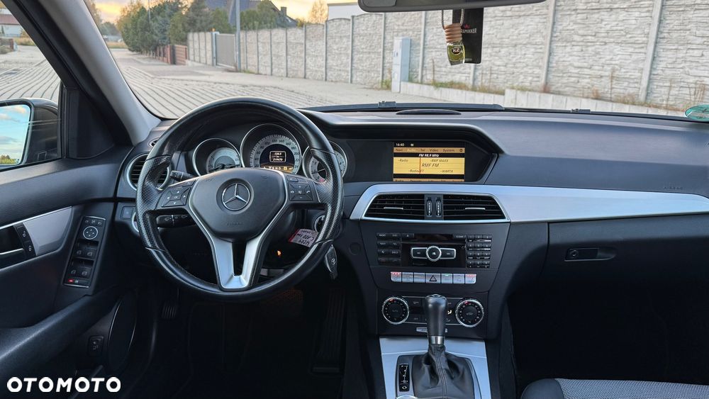 Mercedes-Benz Klasa C - 33