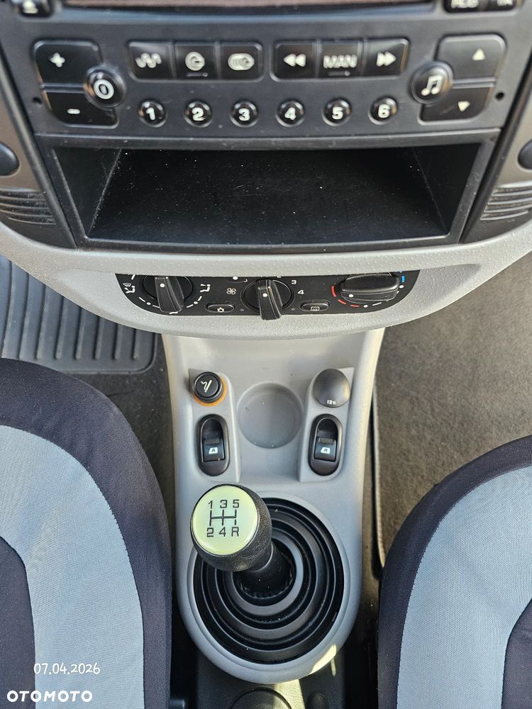 Citroën C3 1.1 Control+ (sx) - 9