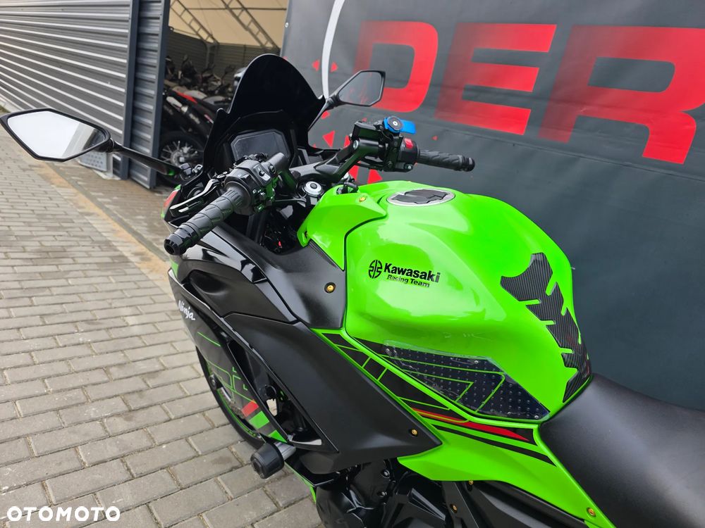 Kawasaki Ninja - 9