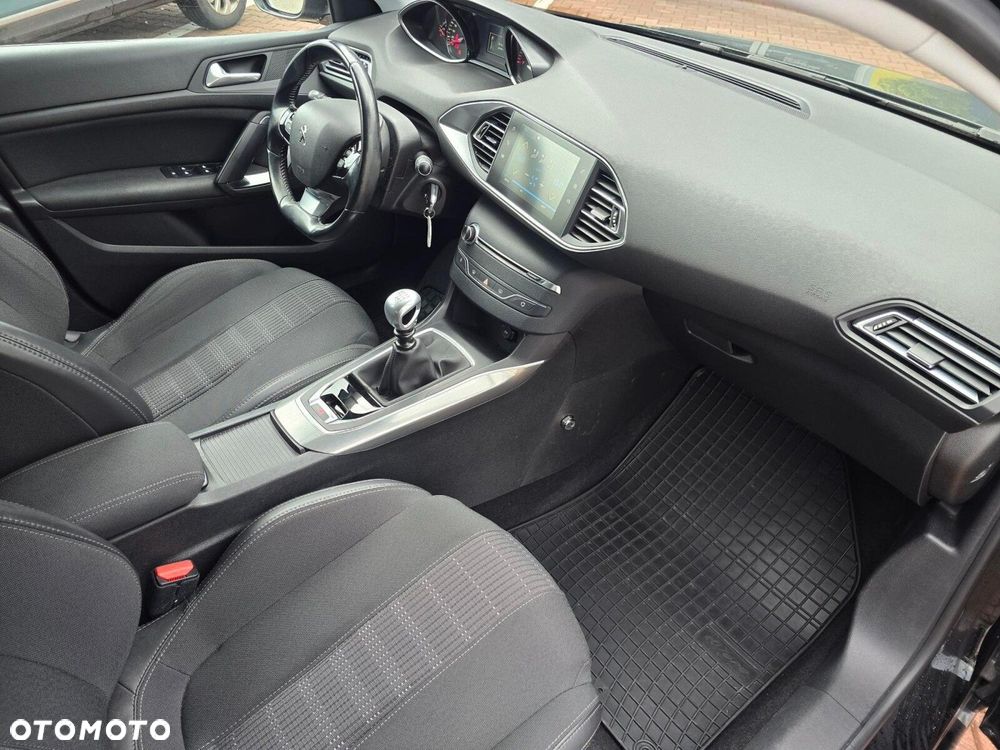 Peugeot 308 1.2 PureTech GPF Active Pack S&S - 15