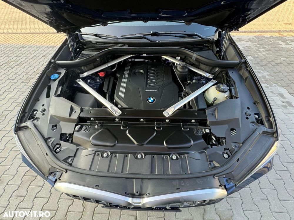 BMW X6 xDrive40i AT MHEV - 36