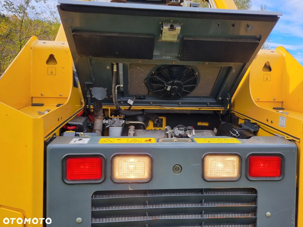 Gehl RT215 Udzwig 2,5 tony Amerykańska Ładowarka 2020rok silnik Yanmar 1900h z Norwegi jak Nowa Kamera Klima Potężna Moc - 13