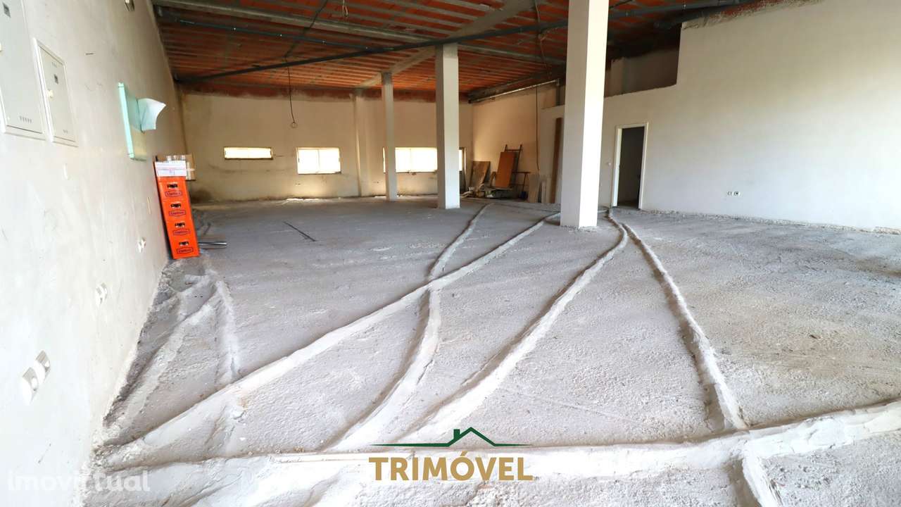 Loja no Centro de São João da Madeira - Grande imagem: 2/10