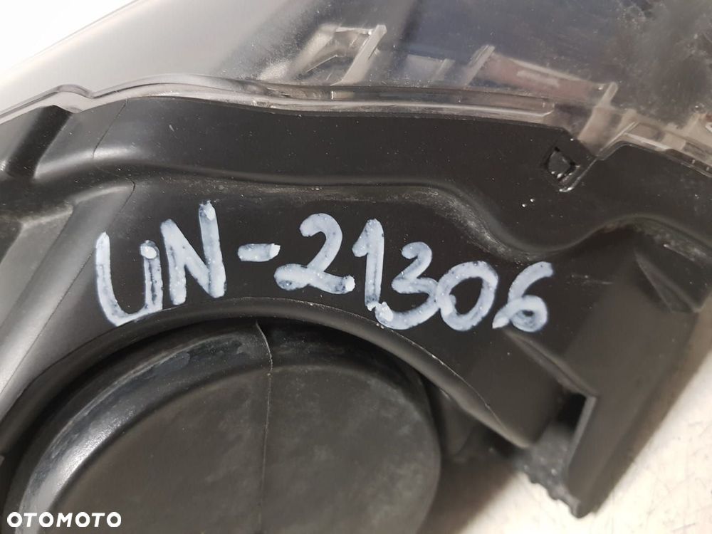 VW POLO 6R 6R0 08-13 LAMPA PRAWA LEWA PRZEDNIA PRZÓD LAMPY REFLEKTORY KOMPLET  6R1941015E 6R1941016E - 8