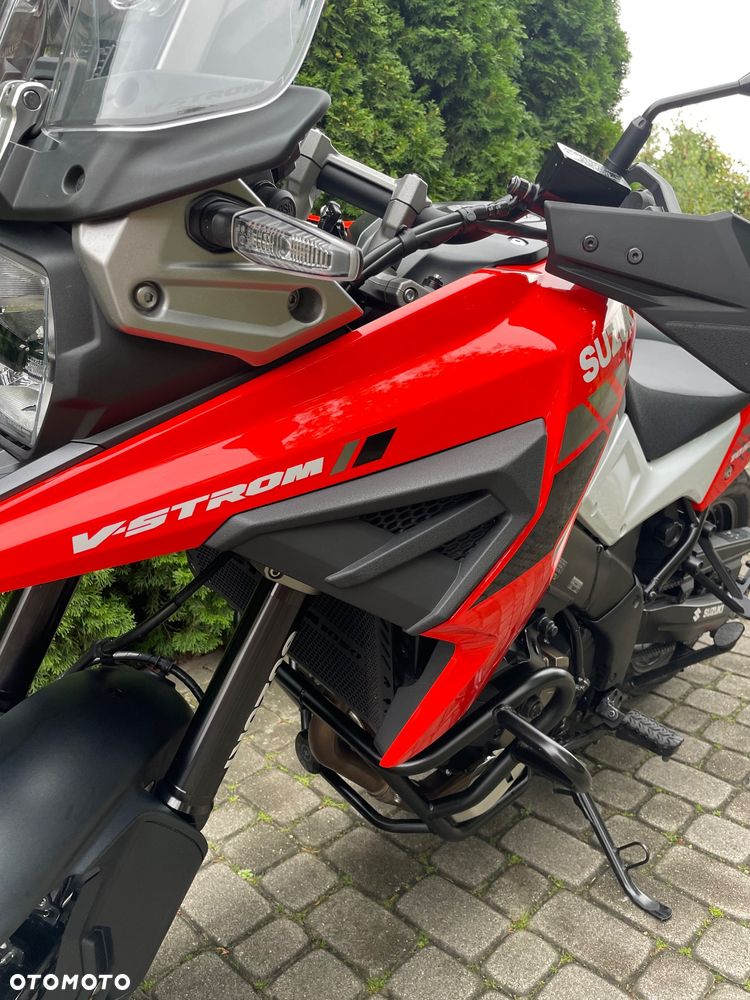 Suzuki DL - 21