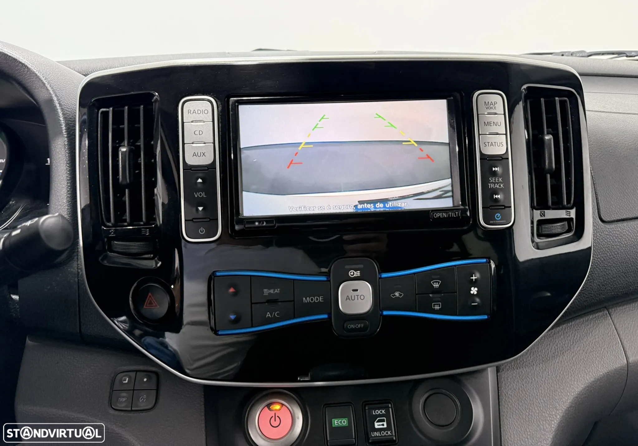 Nissan NV200 Evalia - 37