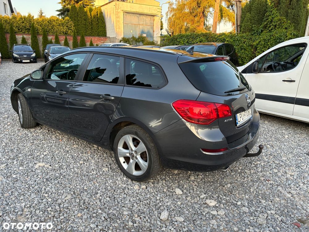 Opel Astra 1.4 Turbo - 5