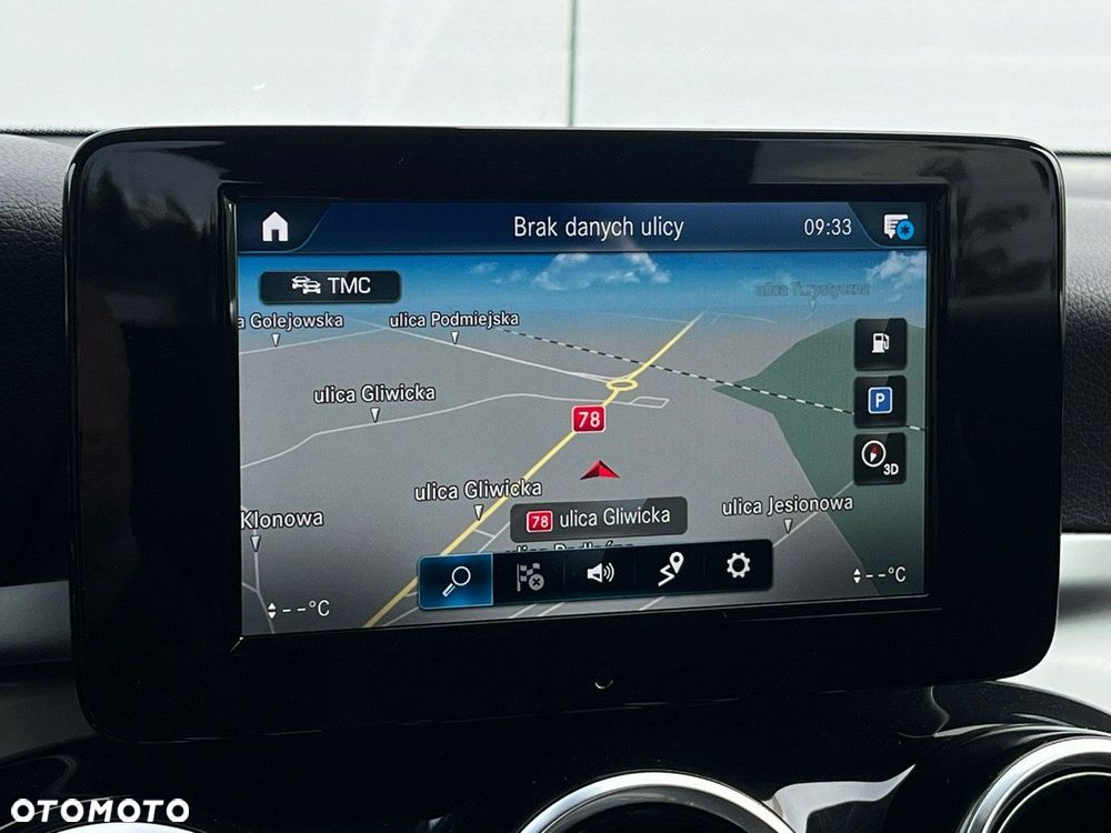 Mercedes-Benz GLC 300 e 4-Matic - 27