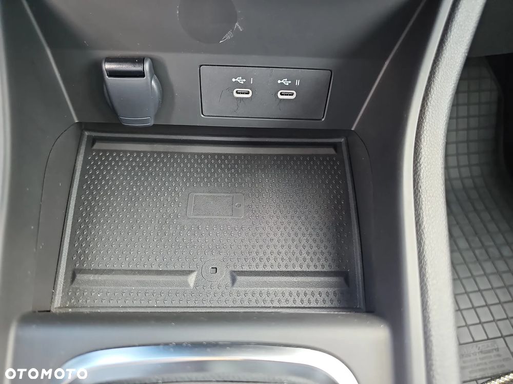 Renault Captur 1.0 TCe Techno - 24