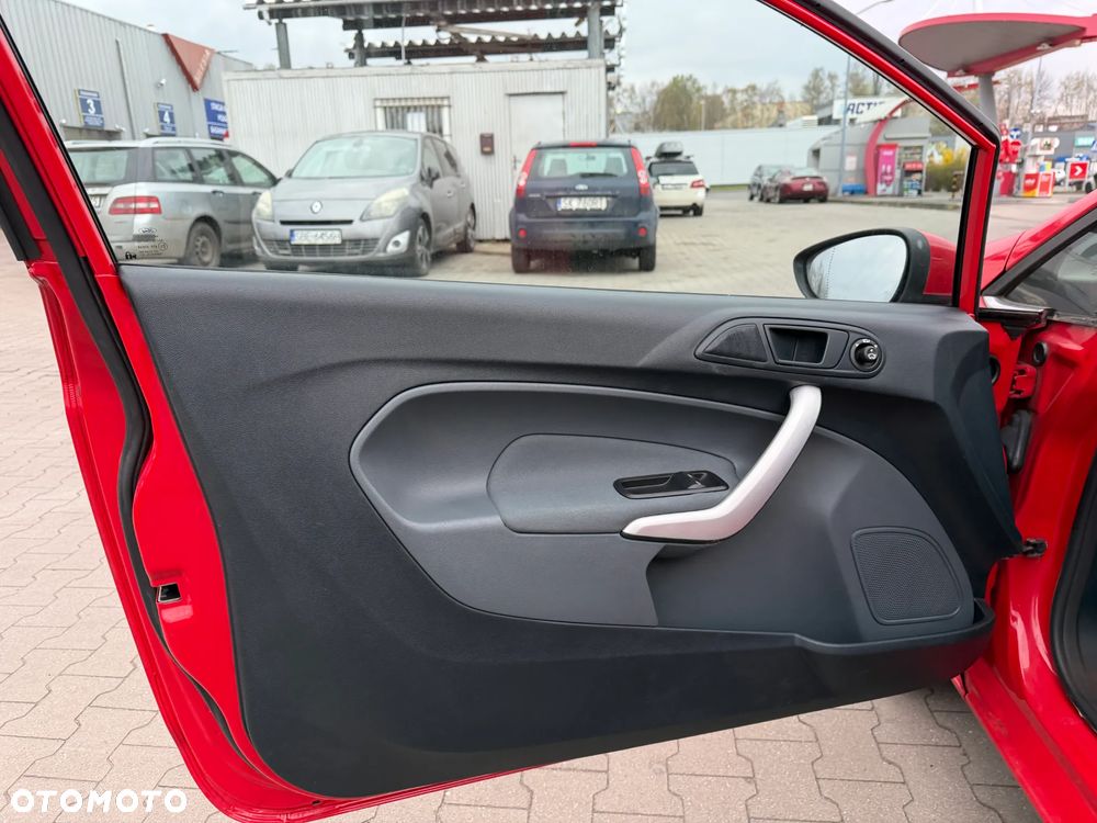 Ford Fiesta 1.25 Titanium - 16