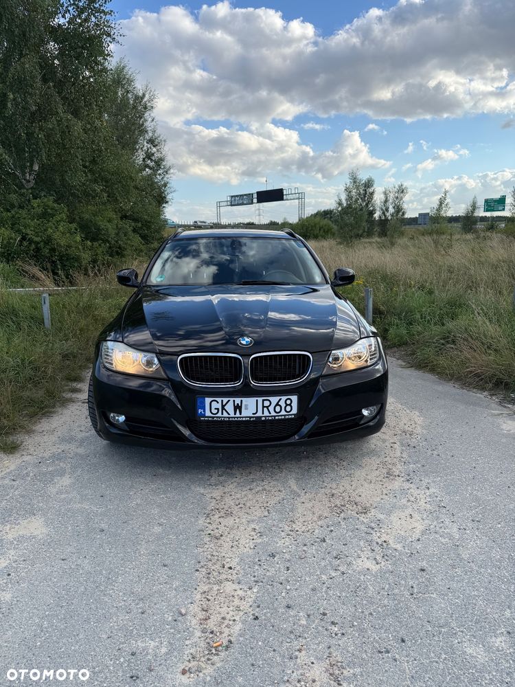 BMW Seria 3 318d DPF Edition Lifestyle - 1