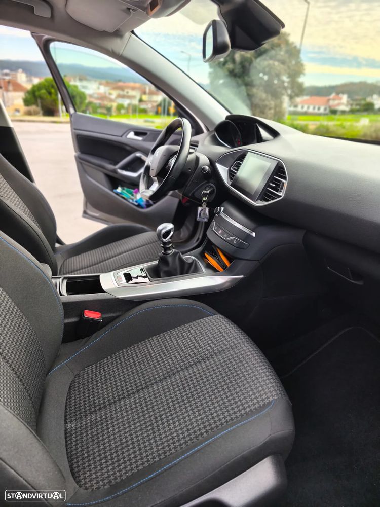 Peugeot 308 1.5 BlueHDi Style - 8