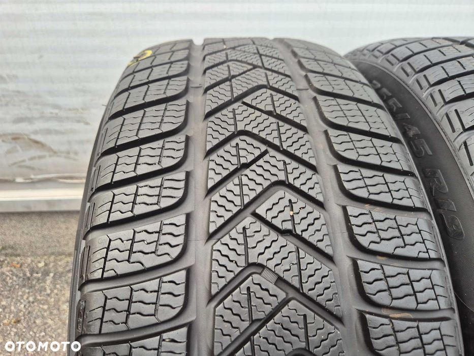 2x OPONY ZIMOWE 255/45/19 Pirelli Sotto Zero 3 XL 104W