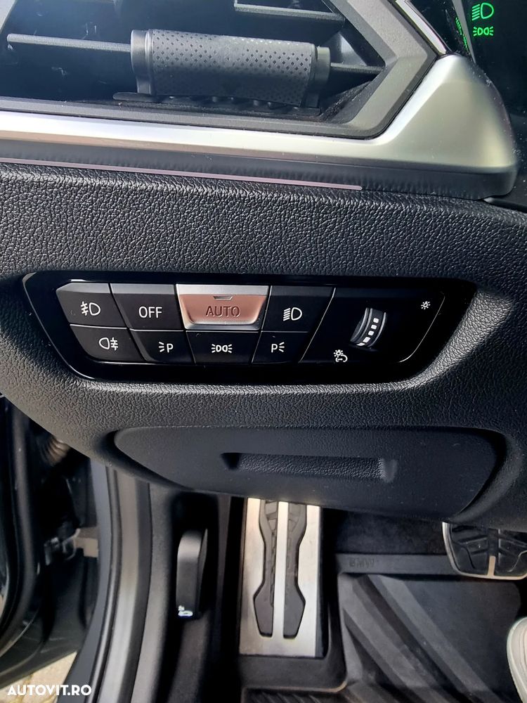 BMW Seria 3 320d Touring Aut. Edition M Sport Shadow - 16