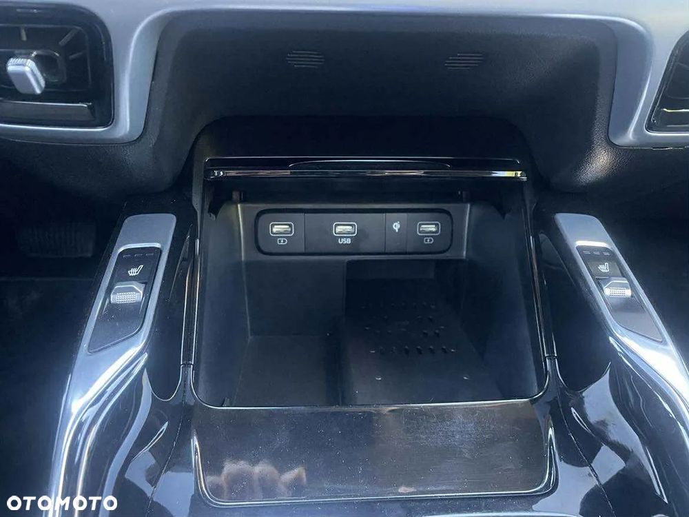 Kia Sorento 1.6 T-GDI PHEV L 4WD 7os - 23