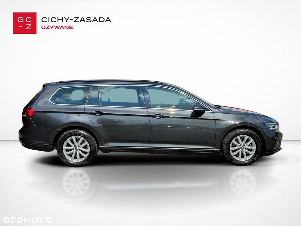 Volkswagen Passat - 6