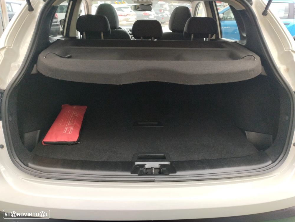 Nissan Qashqai 1.6 dCi Acenta Xtronic - 12