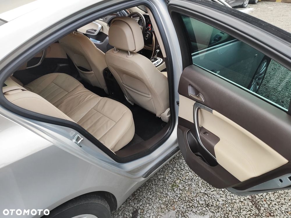 Opel Insignia 2.0 Turbo Cosmo - 12