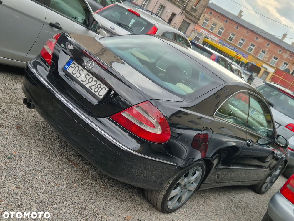 Mercedes-Benz CLK - 25