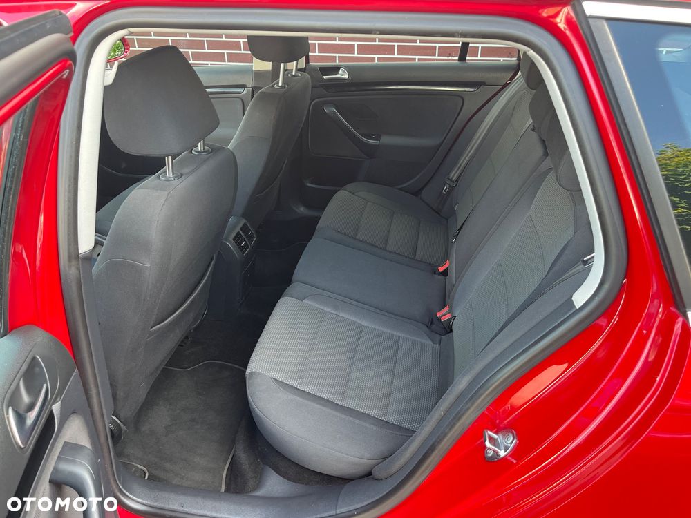 Volkswagen Golf - 14