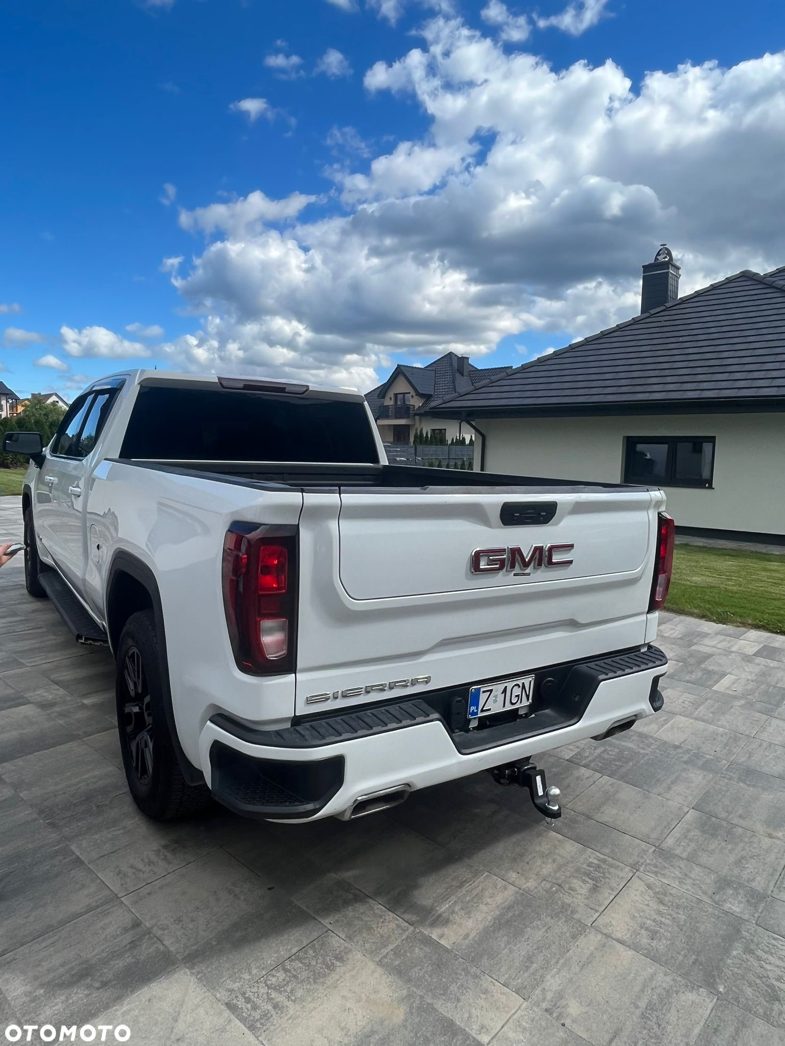 GMC Sierra - 2