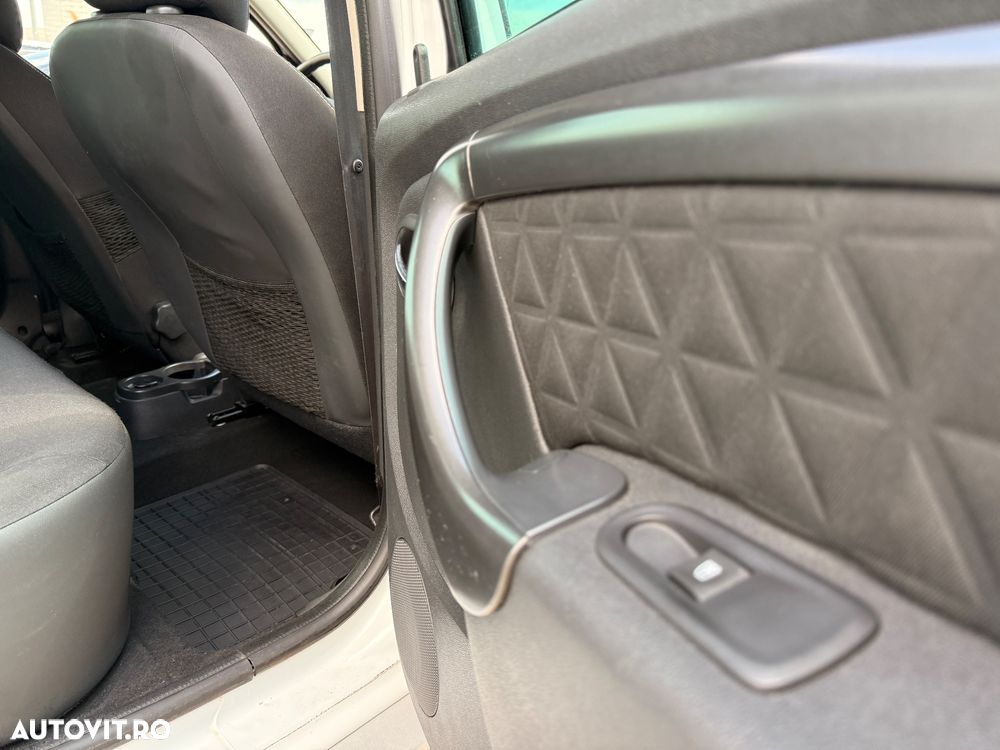 Dacia Duster 1.5 Blue dCi Essential - 11