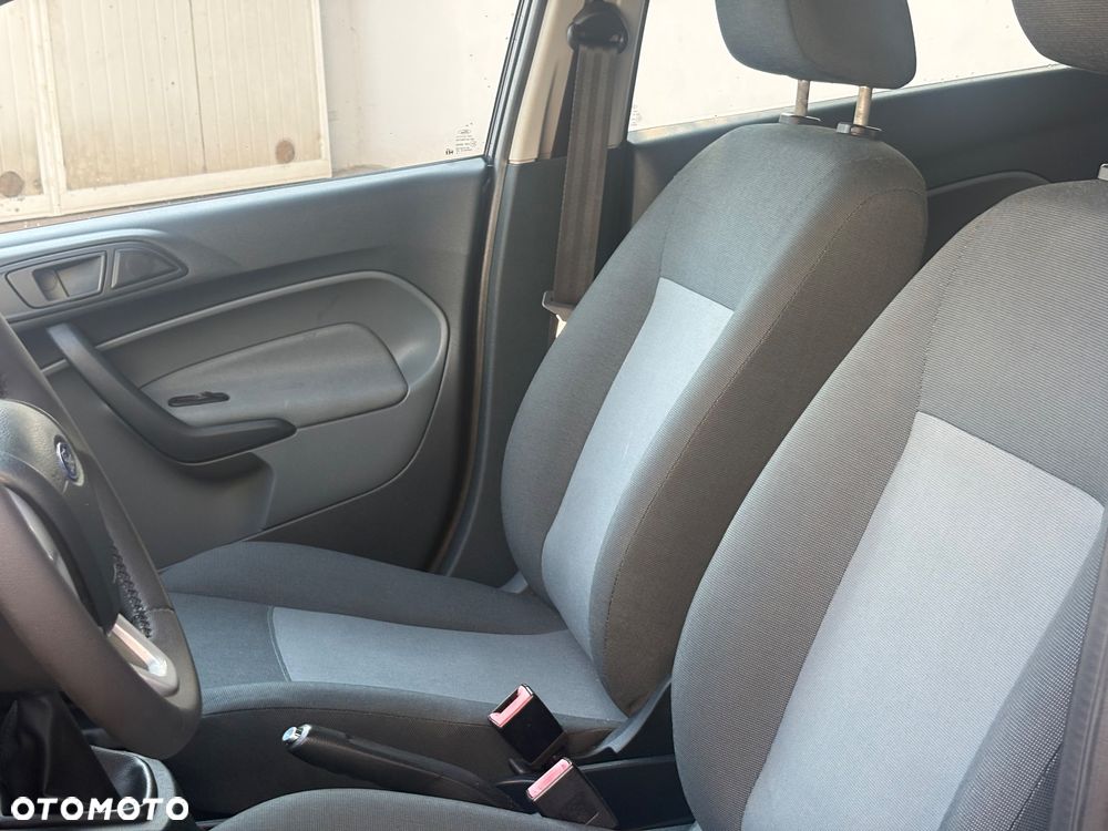 Ford Fiesta 1.25 Ambiente - 17