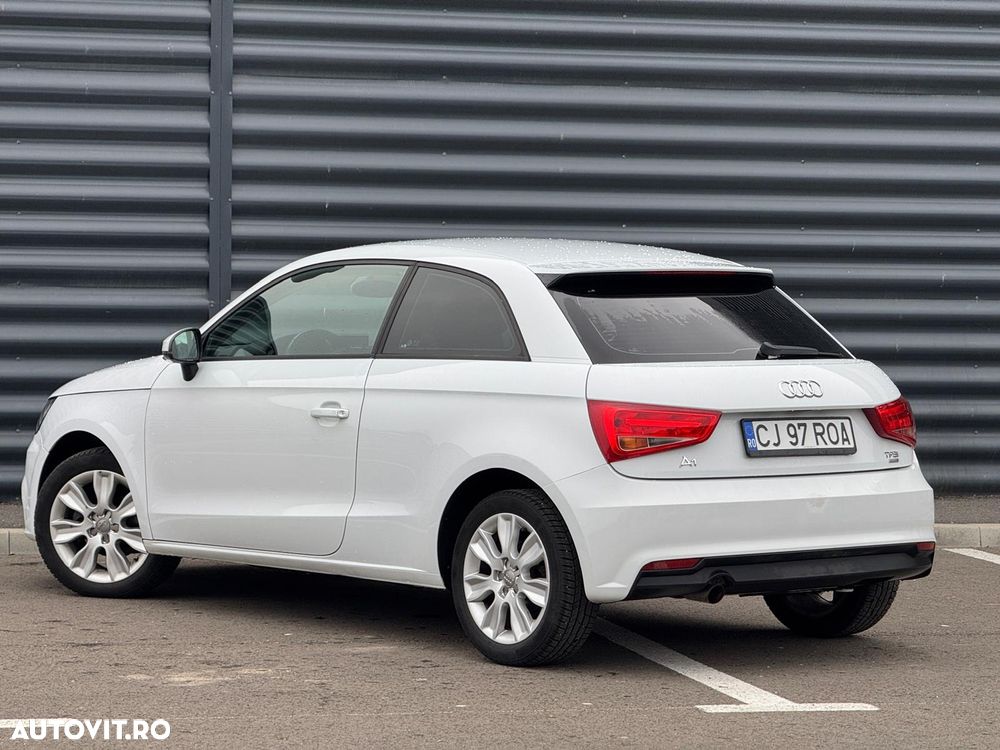 Audi A1 1.0 TFSI ultra design - 4