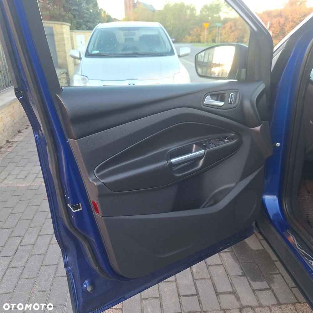 Ford Kuga - 19