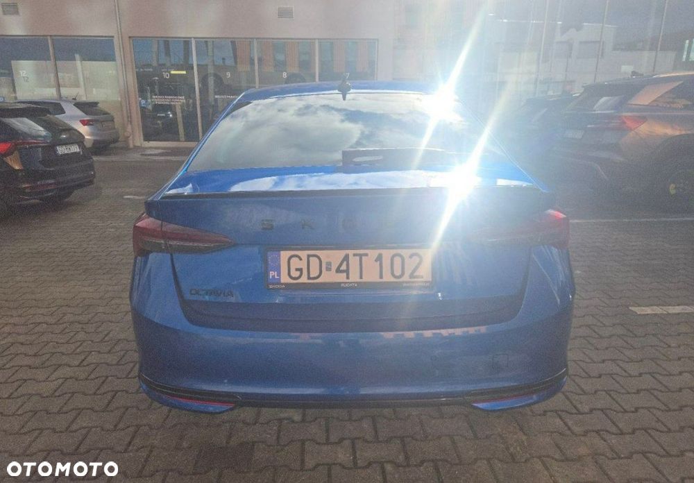 Skoda Octavia 1.5 TSI mHEV Sportline DSG - 5