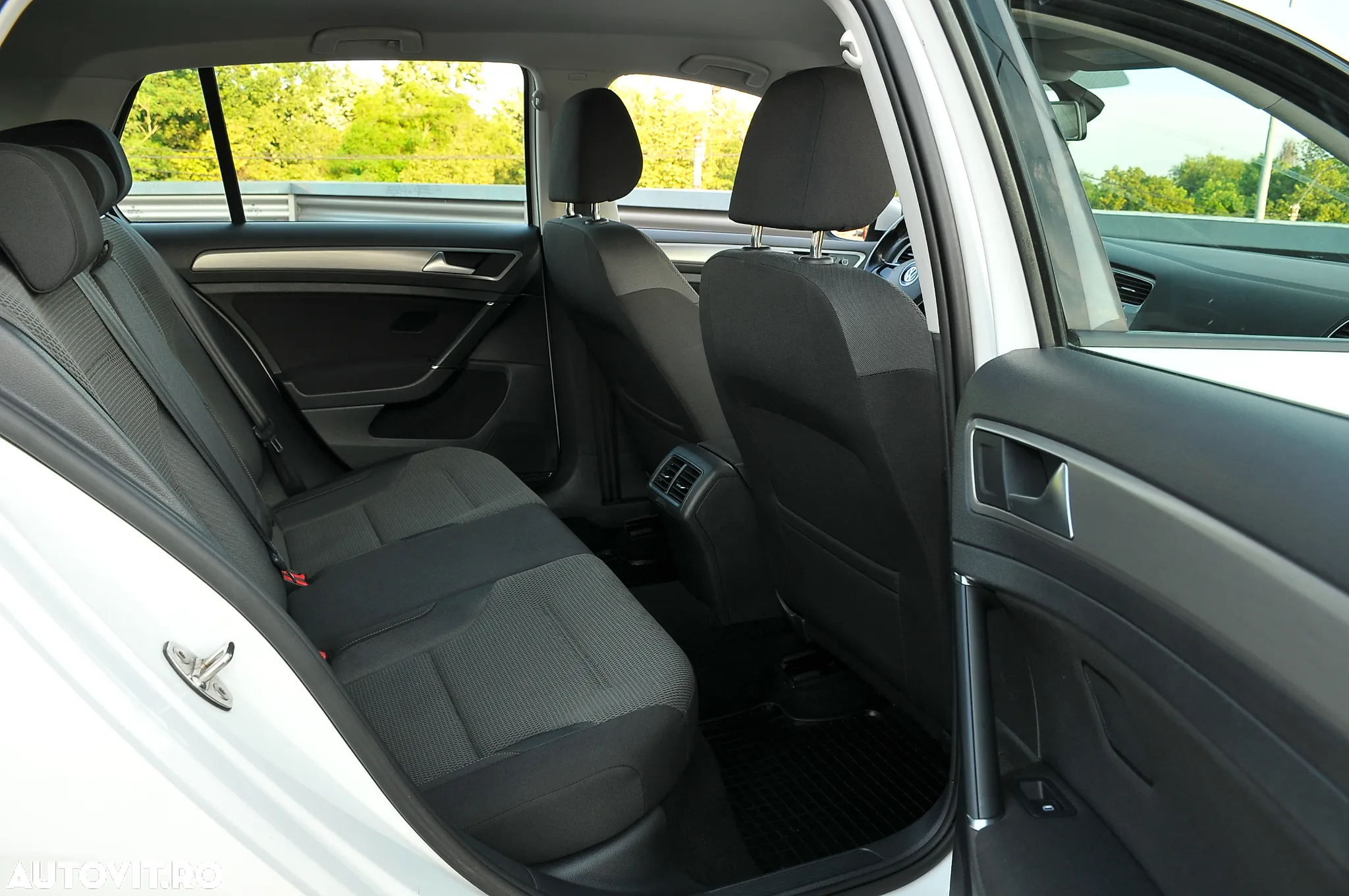 Volkswagen Golf 1.2 TSI BlueMotion Technology Comfortline - 14