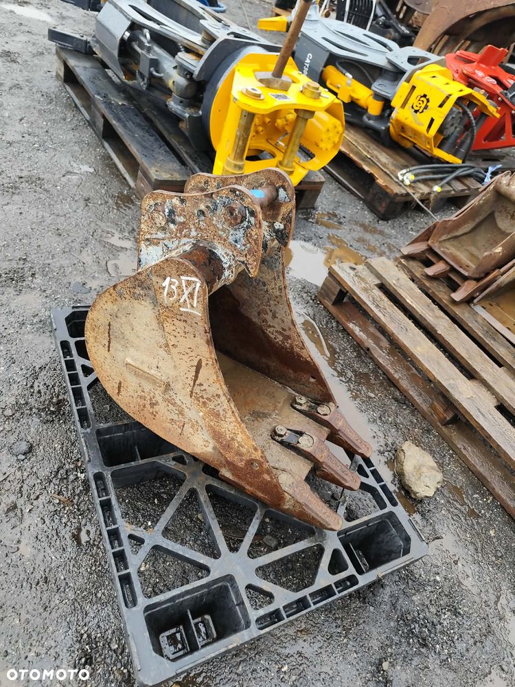 Łyżka do koparki minikoparki 30cm fi30 - 2