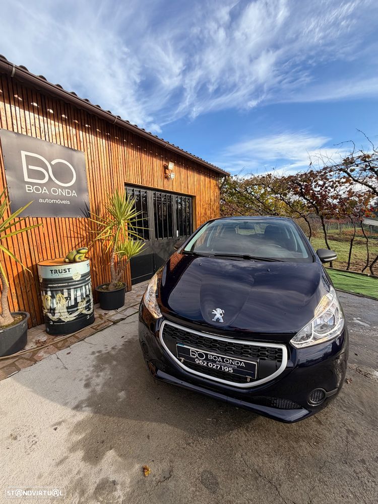 Peugeot 208 1.2 VTi SE Style - 11