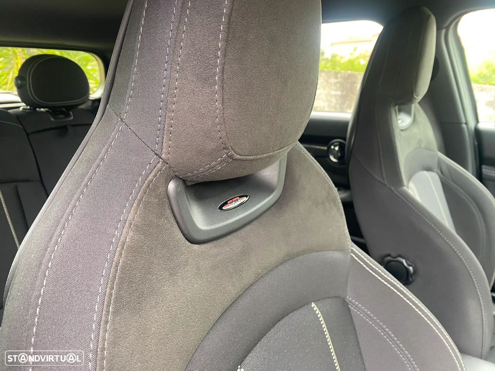 MINI Clubman John Cooper Works ALL4 - 29
