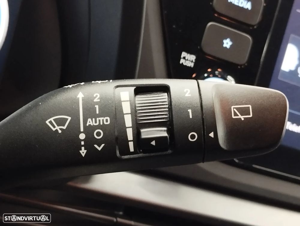 Hyundai Bayon 1.0 T-GDI Premium DCT - 24