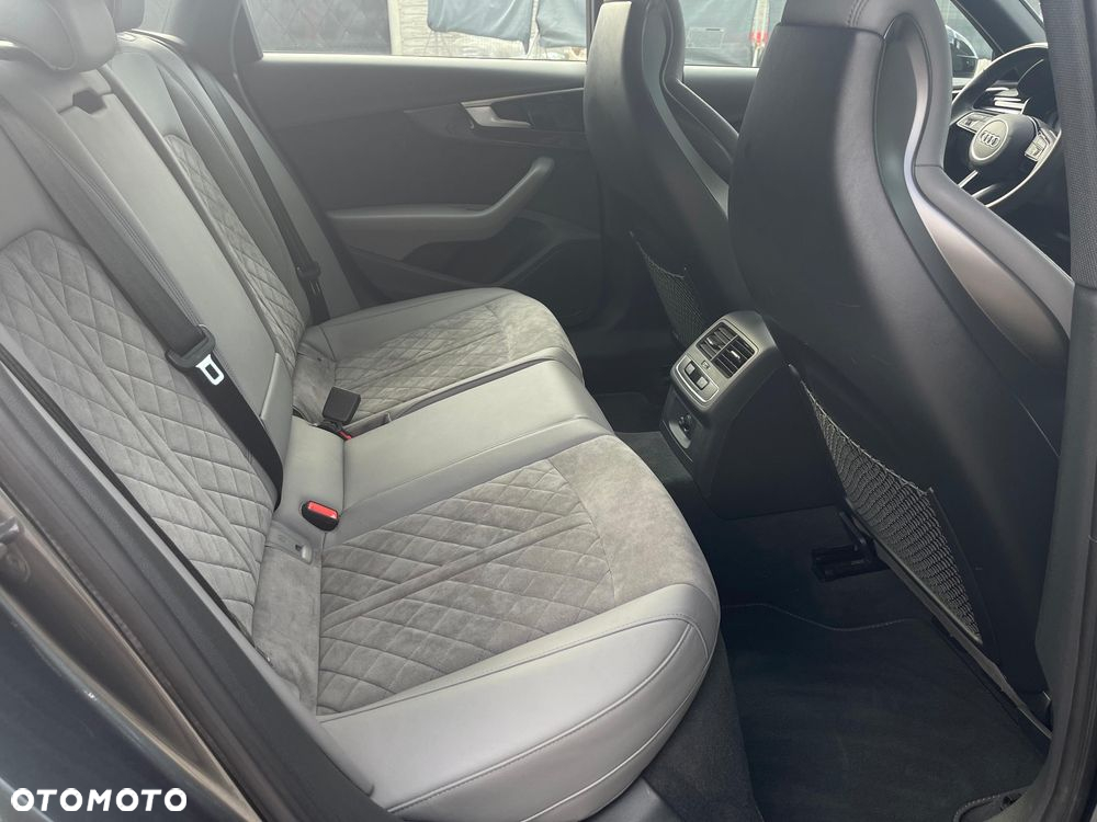 Audi S4 3.0 TFSI quattro tiptronic - 15