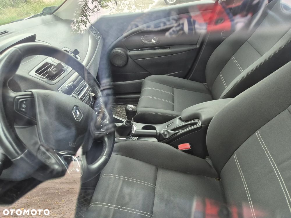 Renault Megane 1.5 dCi Expression - 9