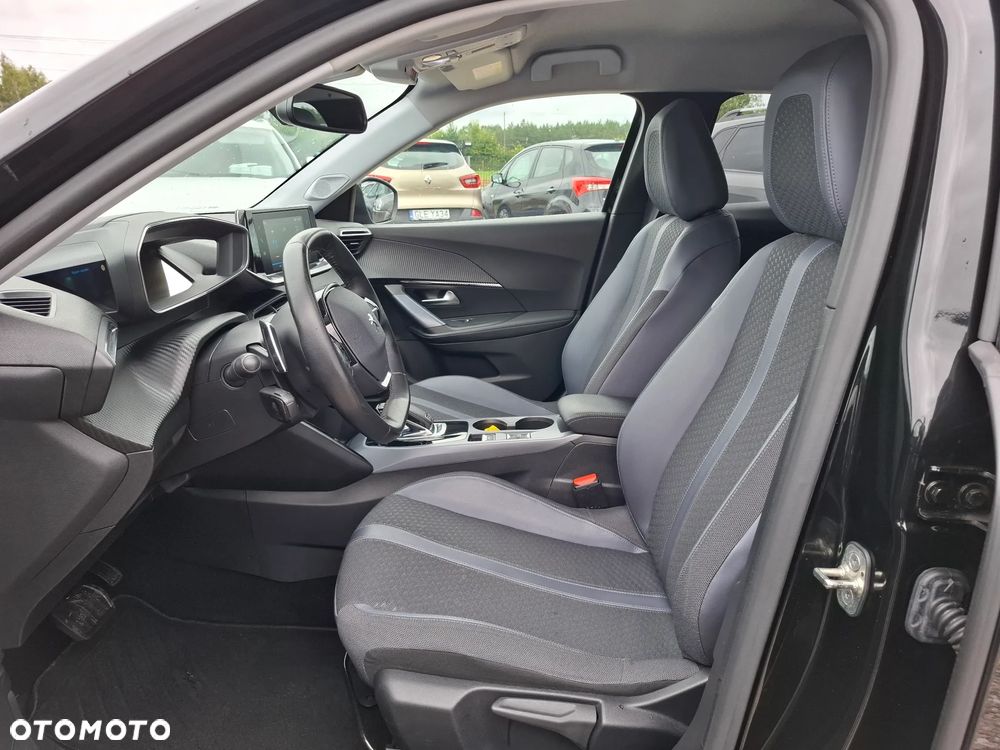 Peugeot 2008 BlueHDi 130 EAT8 GT Pack - 18