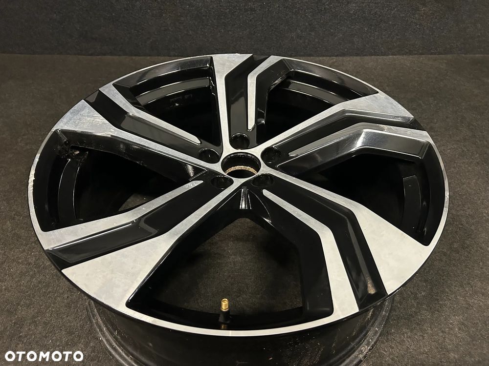 Alufelga Volvo XC90 22 cale 5x108 1szt. 32209412 - 2