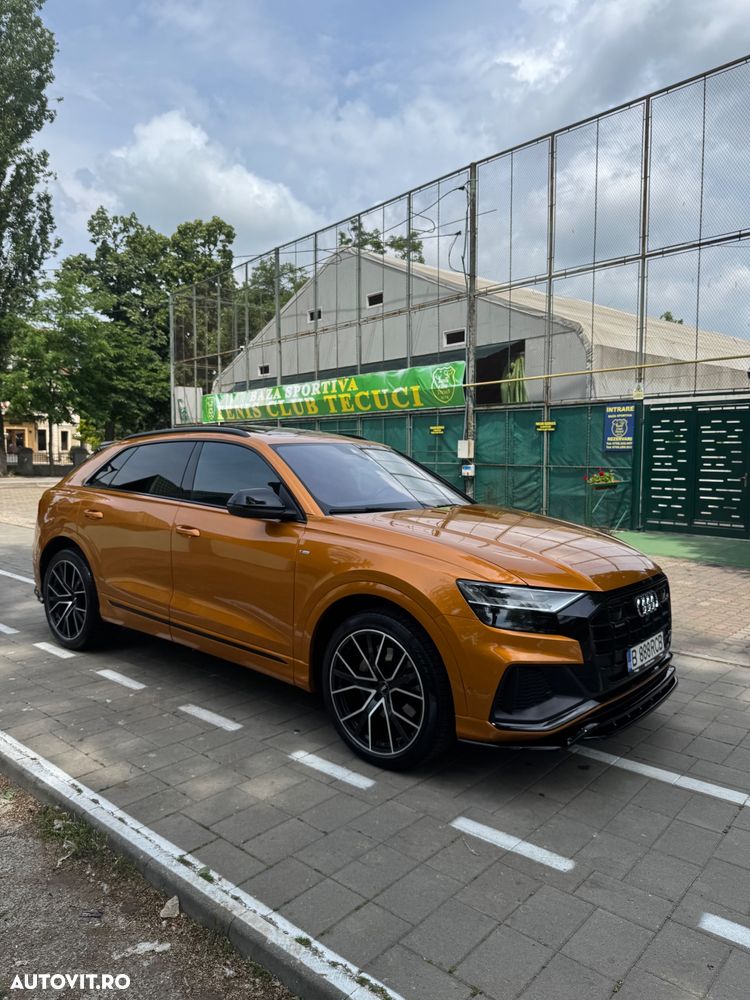 Audi Q8 - 1