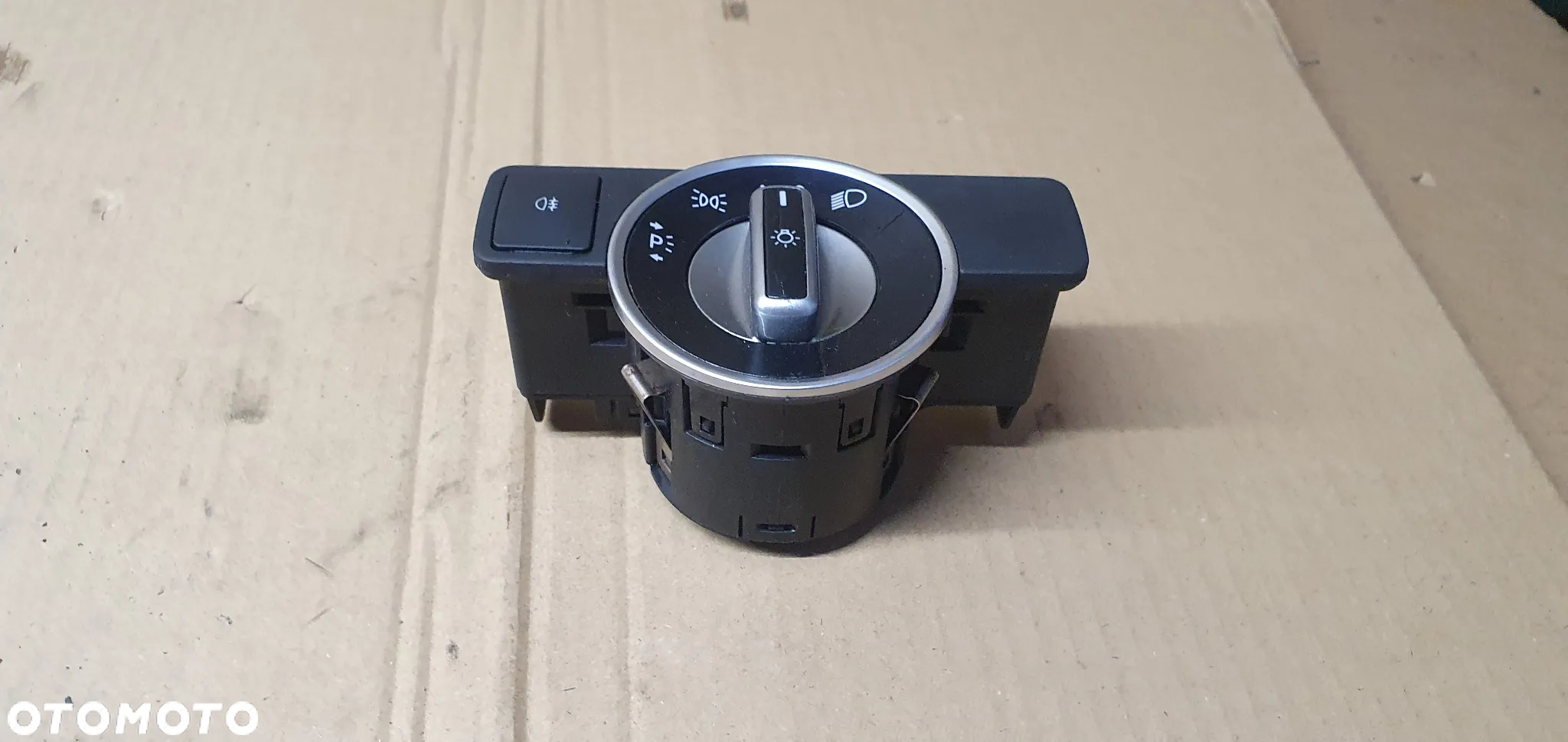 Włącznik świateł Mercedes GL X166 W166 A2129050551 - 2