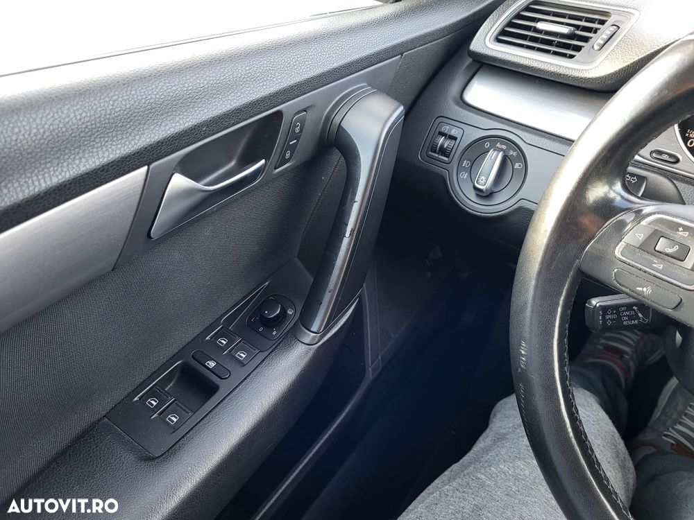 Volkswagen Passat - 7