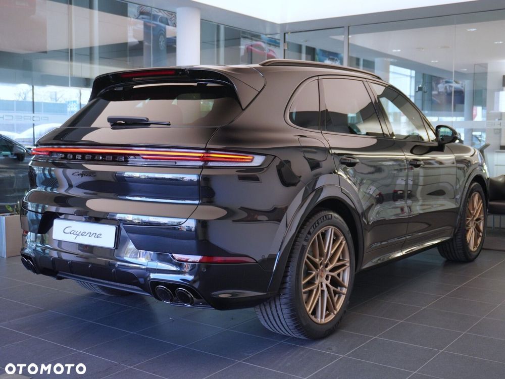 Porsche Cayenne E-Hybrid PHEV Black Edition - 15