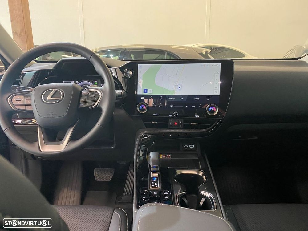 Lexus NX 450h+ Executive Plus - 12